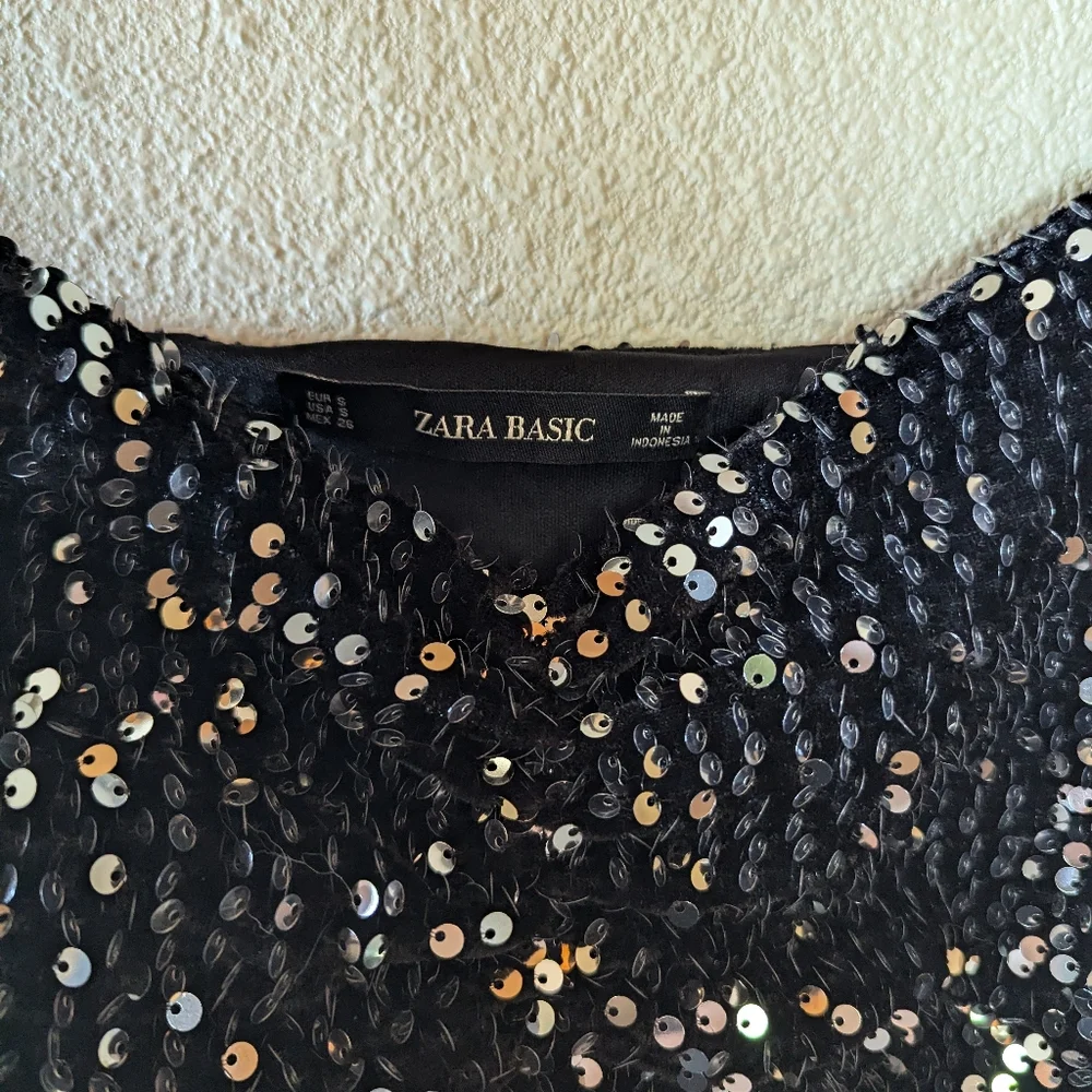 Zara Basic Black and Silver Sequin Embellished‎ Mini Dress Size Small - Picture 6 of 7